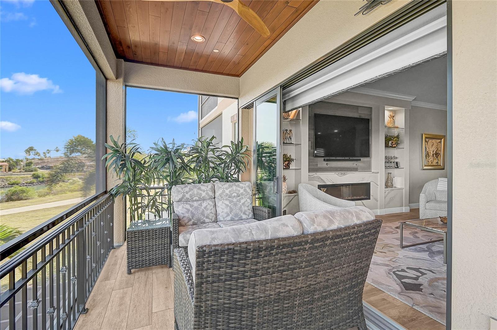 Image 21 of 85 For 205 Venice Avenue