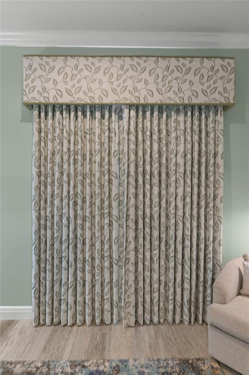 Image 53 of 85 For 205 Venice Avenue