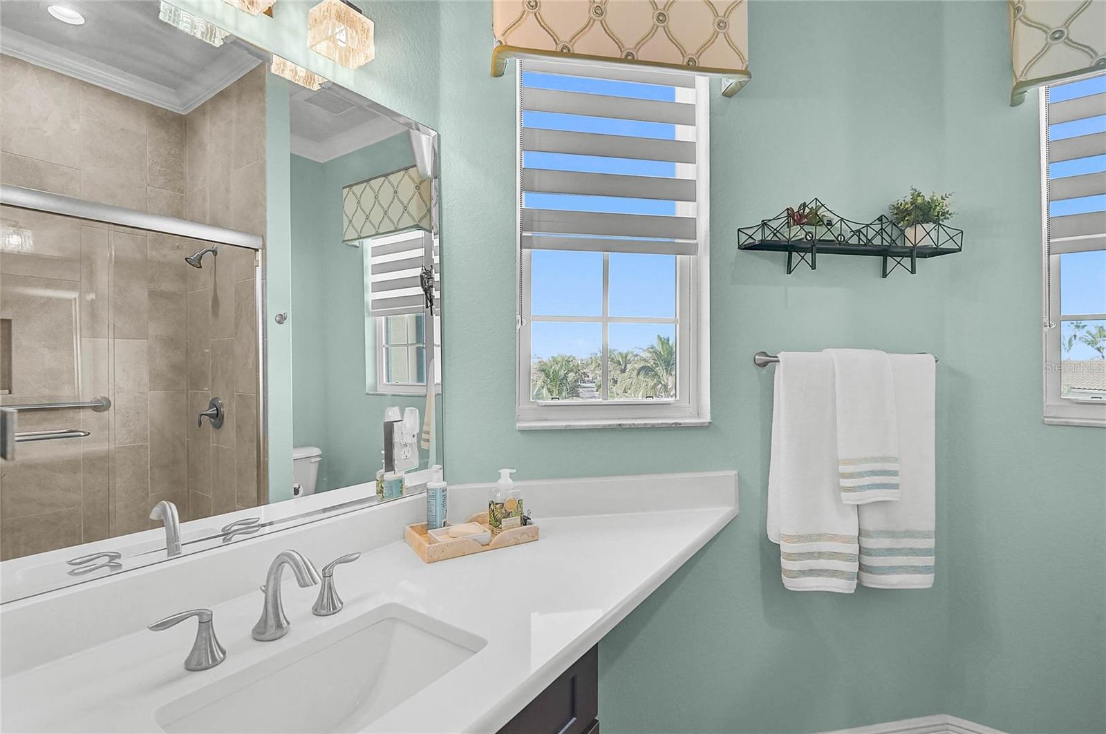 Image 56 of 85 For 205 Venice Avenue