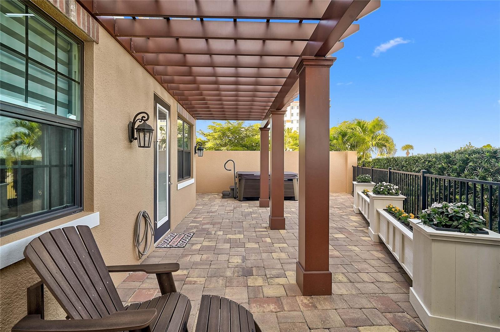 Image 64 of 85 For 205 Venice Avenue