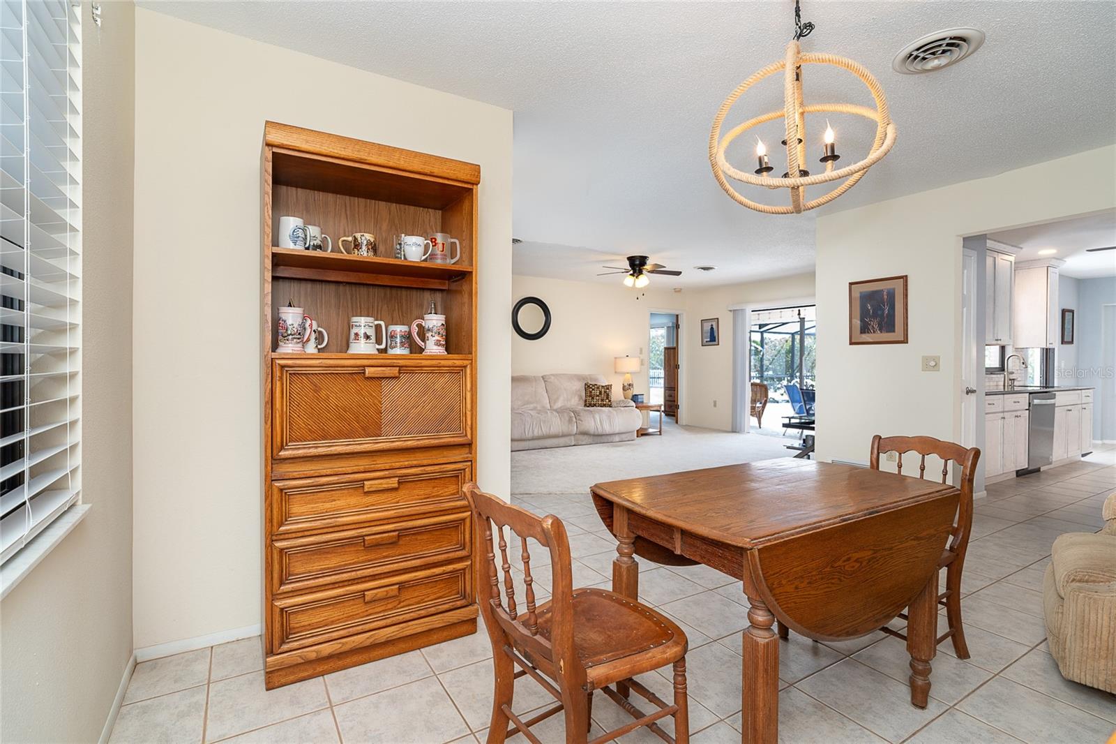 Image 12 of 43 For 32 Clintwood Avenue