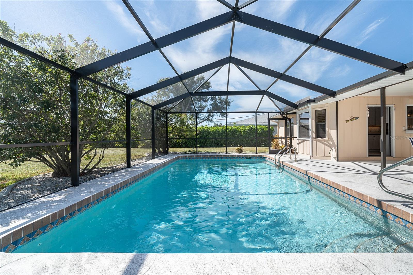 Image 26 of 43 For 32 Clintwood Avenue