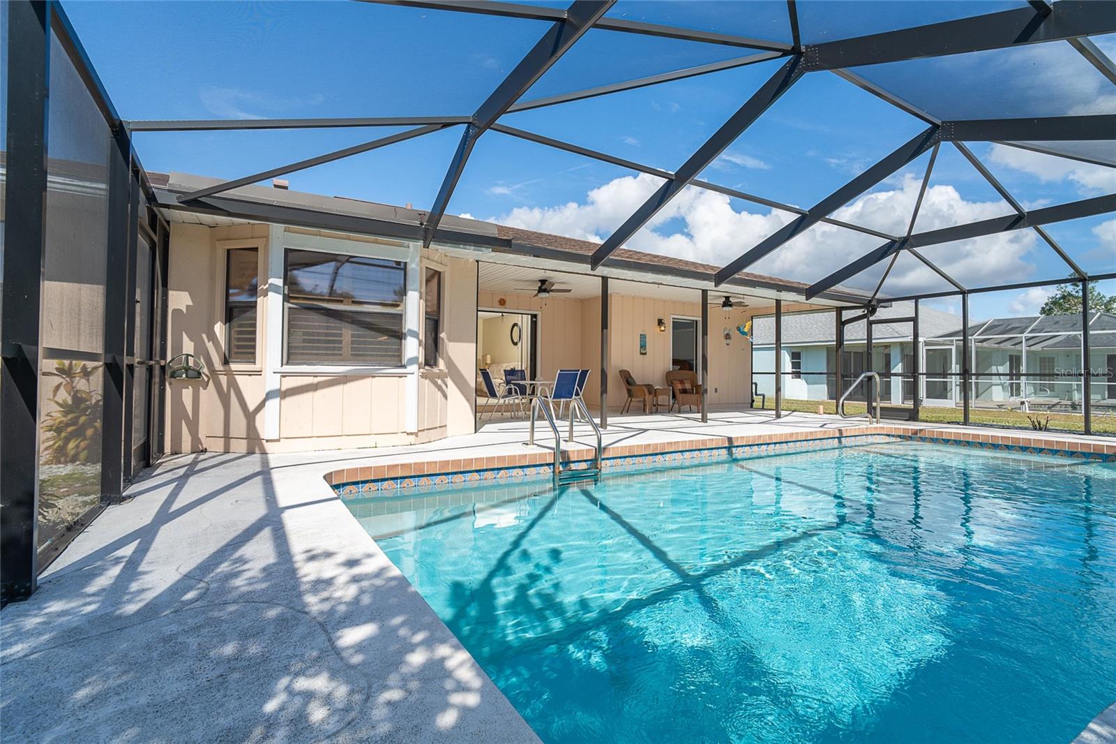 Image 27 of 43 For 32 Clintwood Avenue