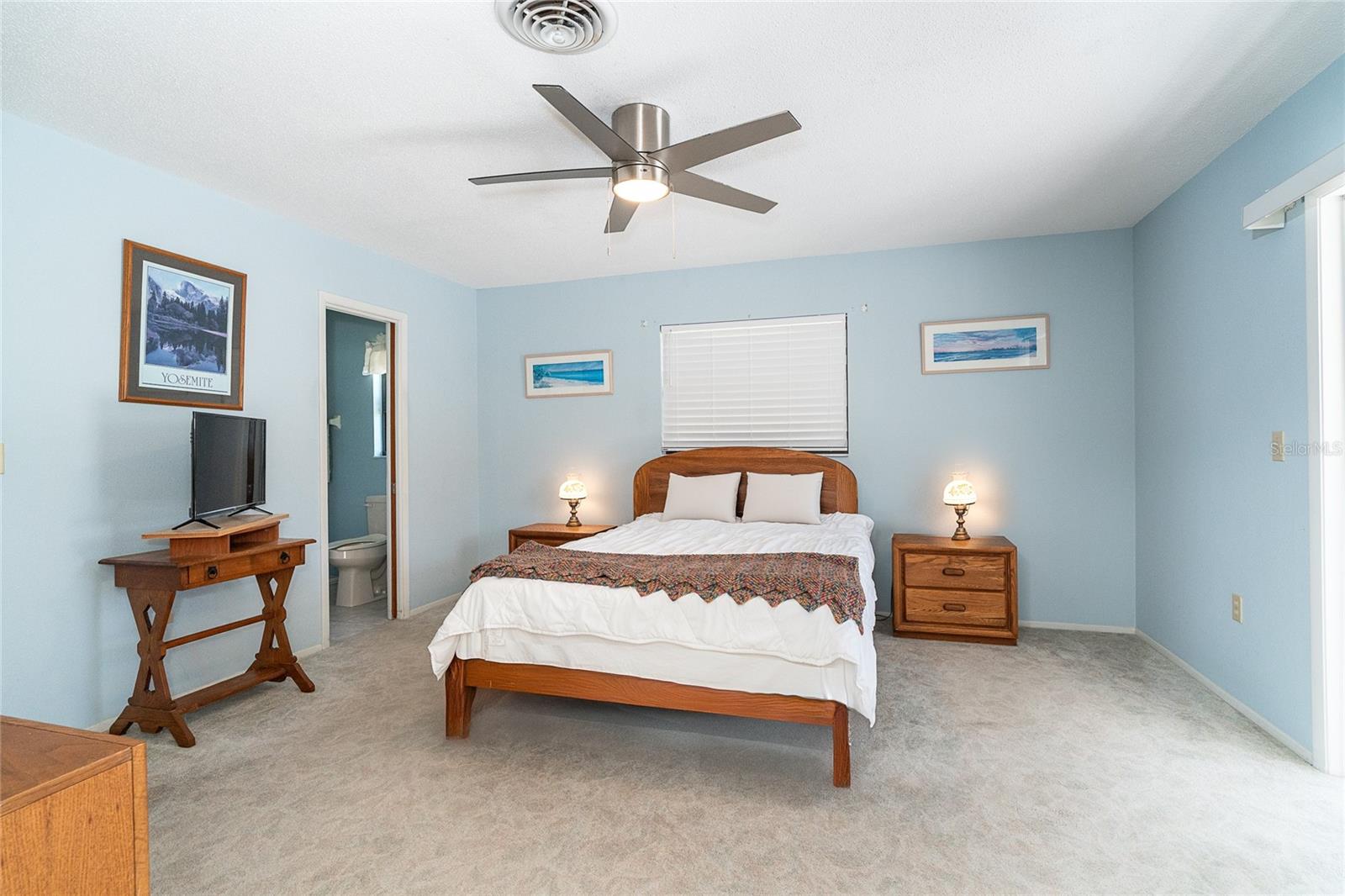 Image 34 of 43 For 32 Clintwood Avenue