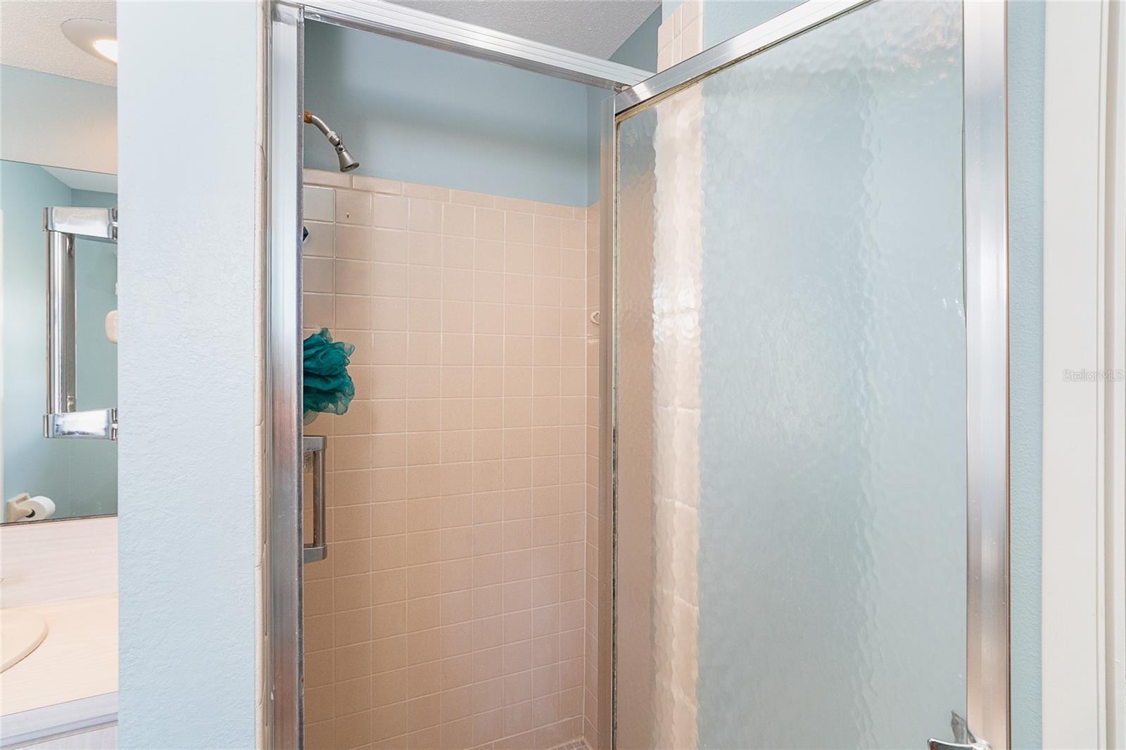 Image 37 of 43 For 32 Clintwood Avenue