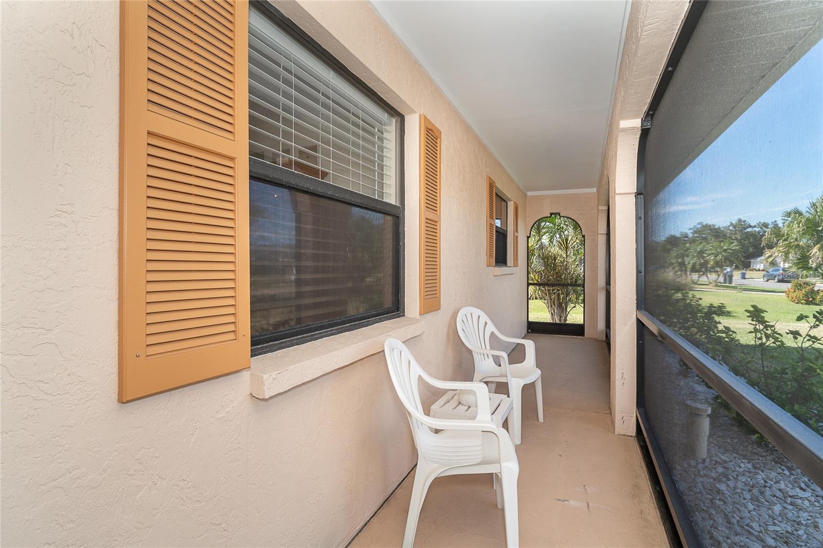 Image 8 of 43 For 32 Clintwood Avenue