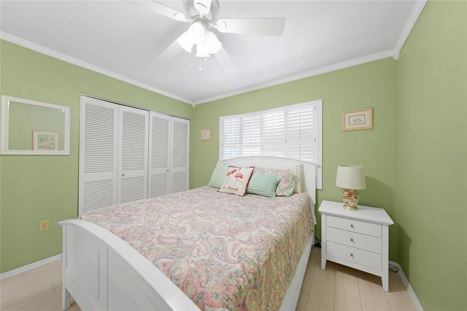 Image 14 of 50 For 1636 Stickney Point Road 36-201