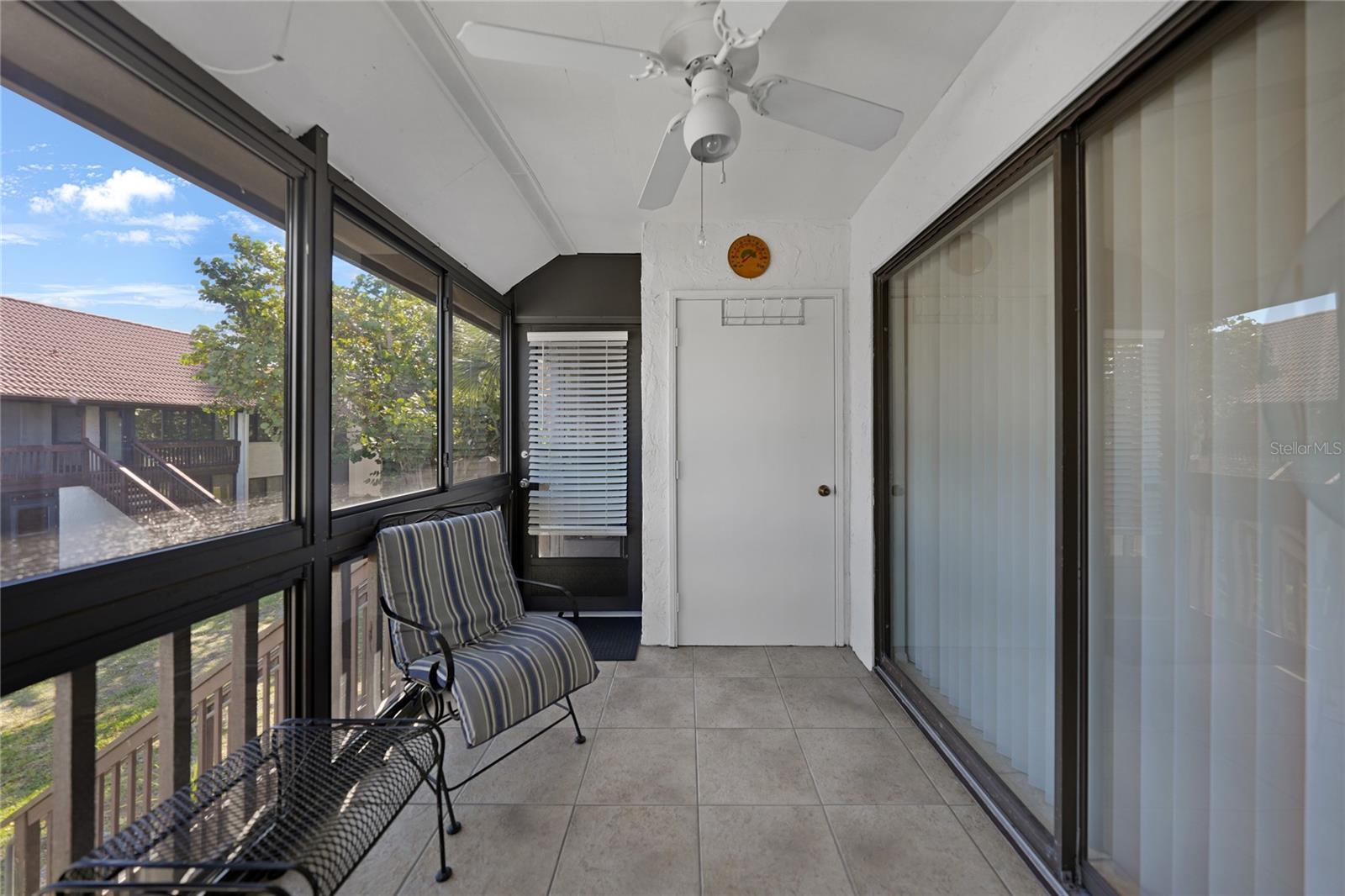 Image 22 of 50 For 1636 Stickney Point Road 36-201