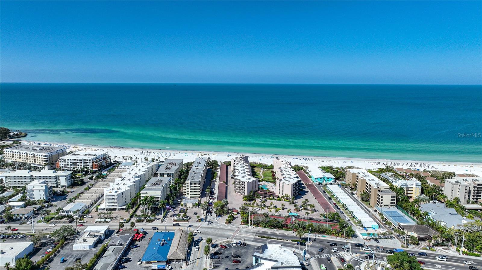 Image 31 of 50 For 1636 Stickney Point Road 36-201