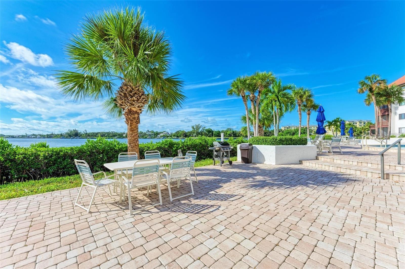 Image 41 of 50 For 1636 Stickney Point Road 36-201