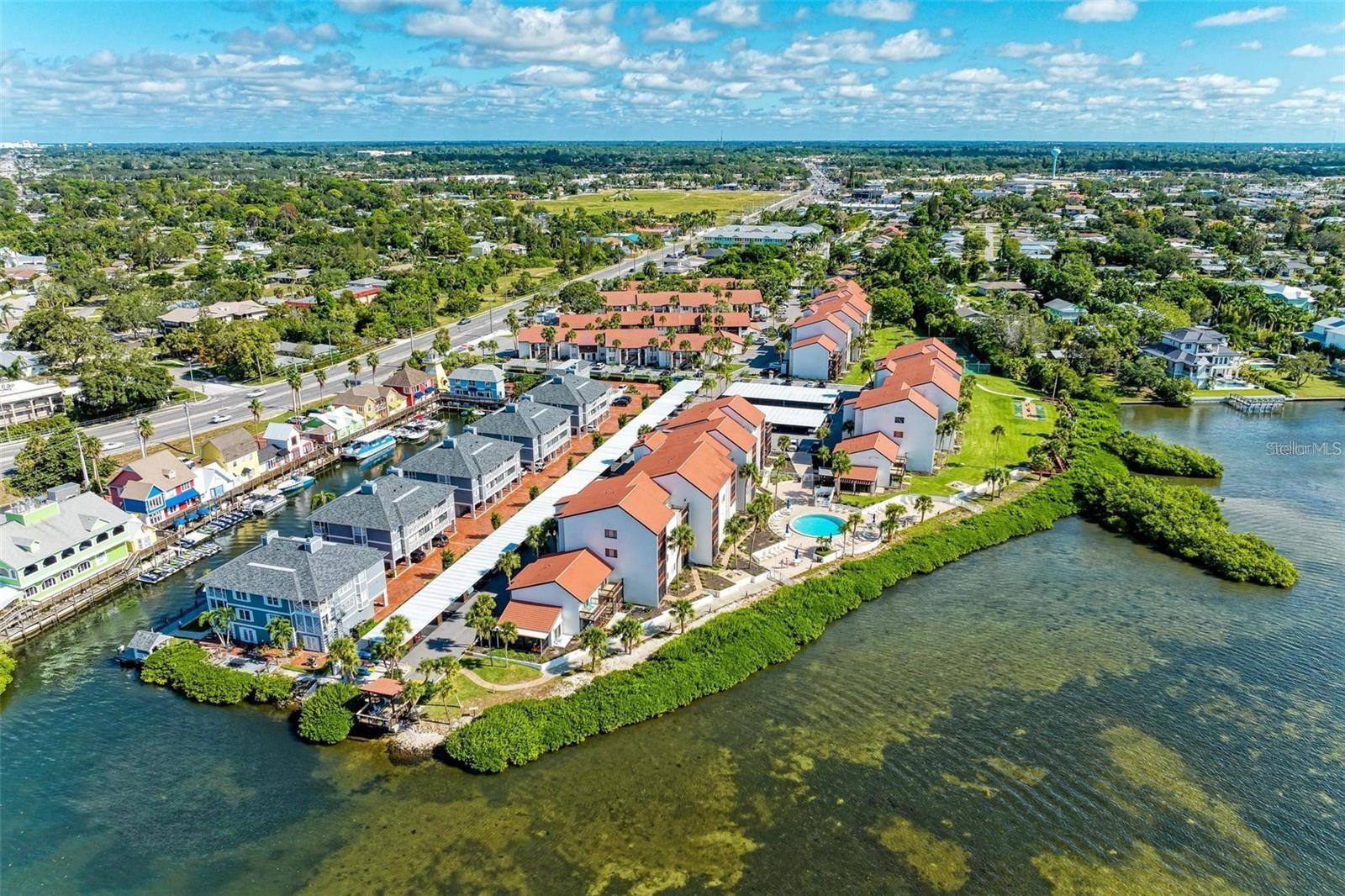 Image 44 of 50 For 1636 Stickney Point Road 36-201