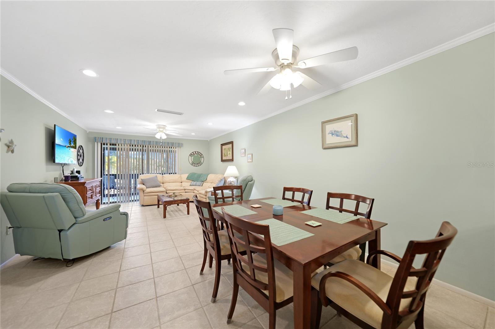 Image 7 of 50 For 1636 Stickney Point Road 36-201