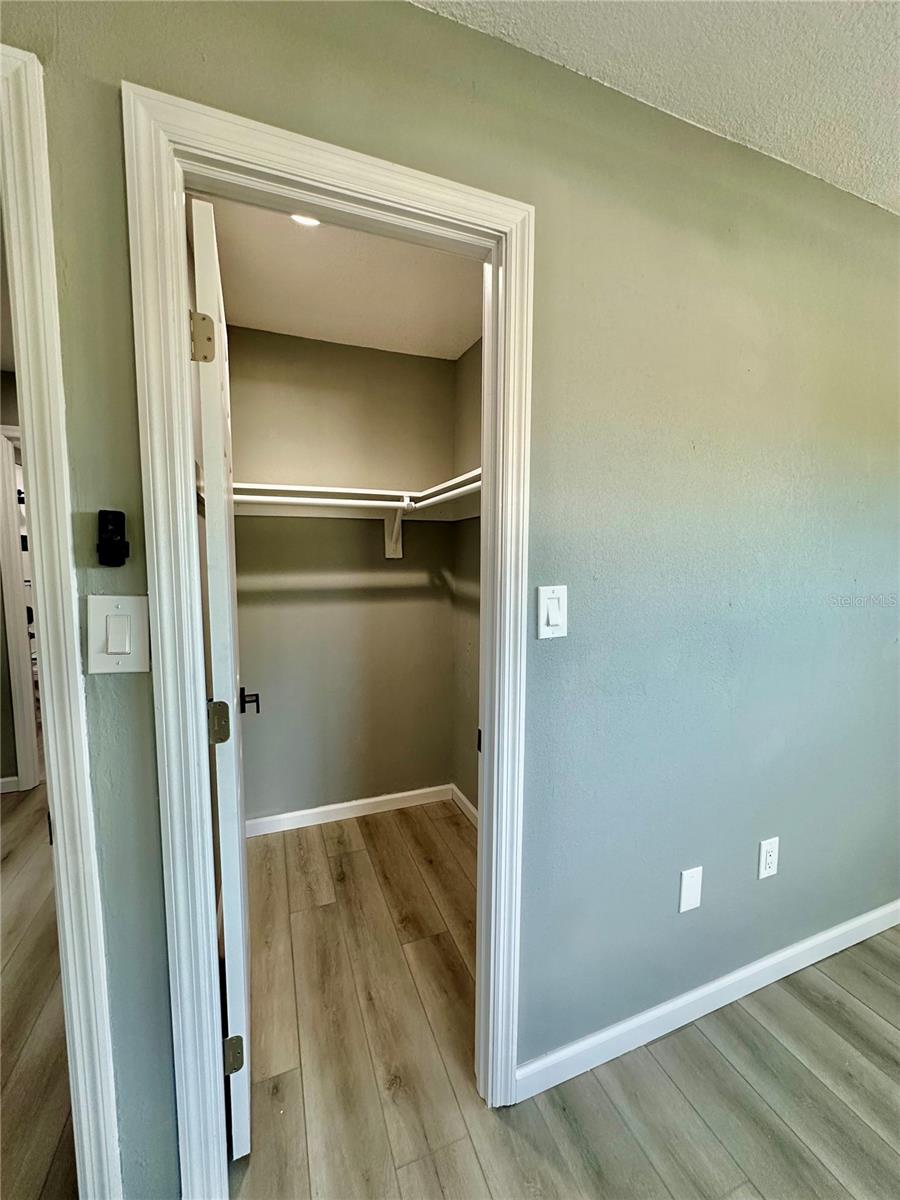 Image 17 of 30 For 460 Base Avenue 129