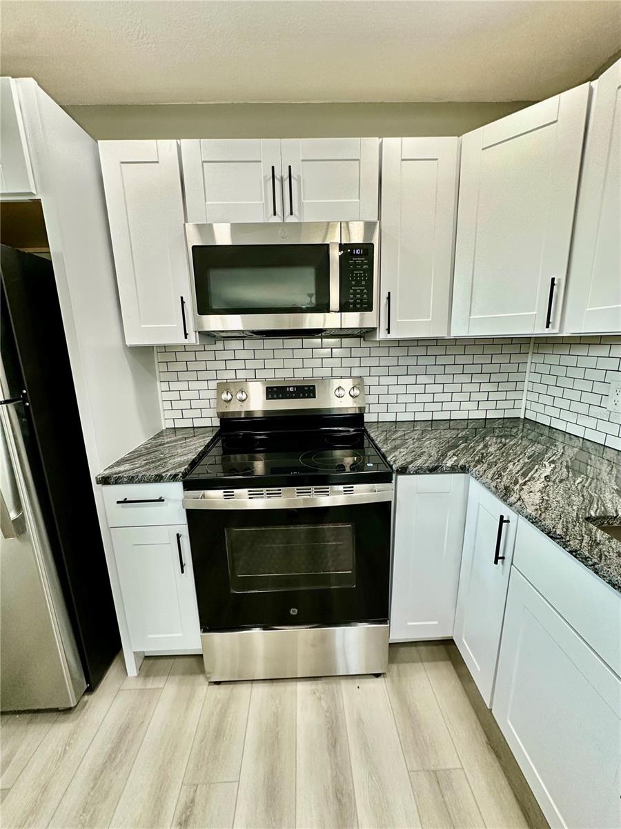 Image 5 of 30 For 460 Base Avenue 129