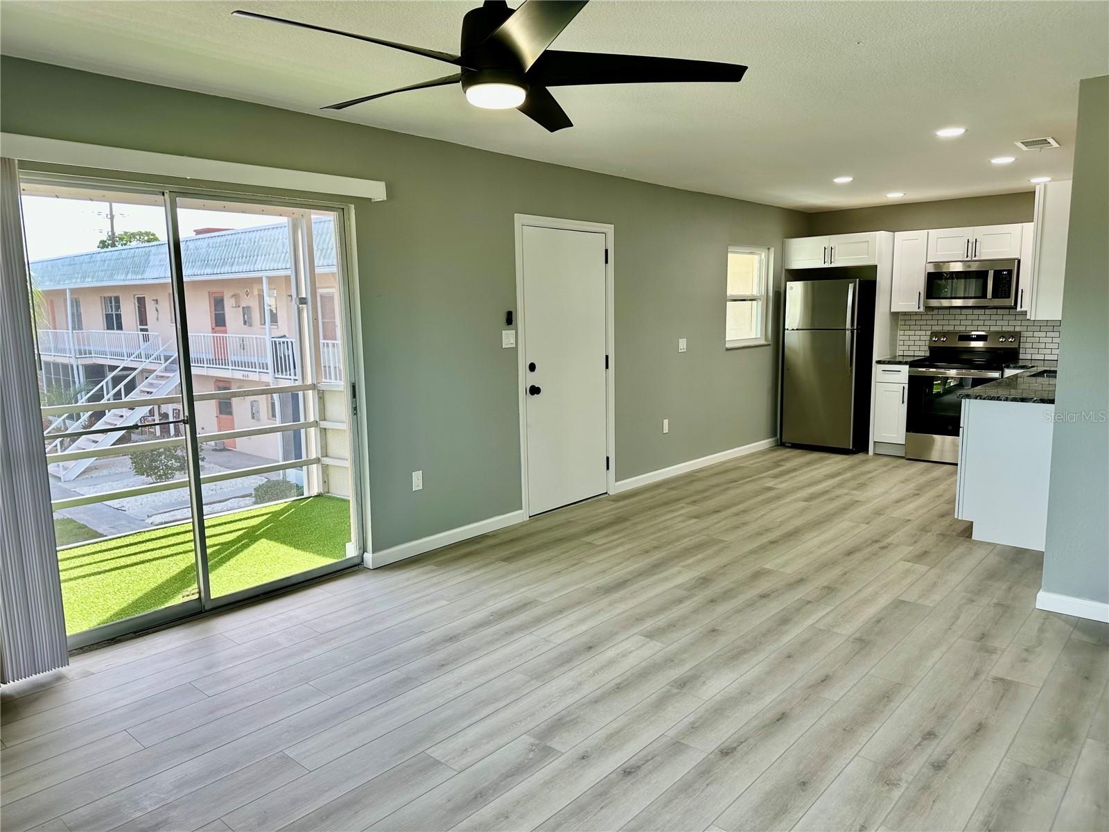 Image 8 of 30 For 460 Base Avenue 129