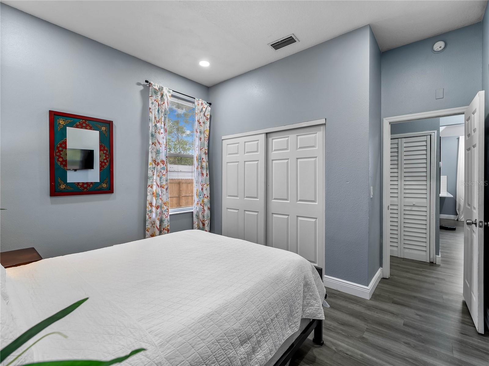 Image 20 of 32 For 3014 Tampa Street