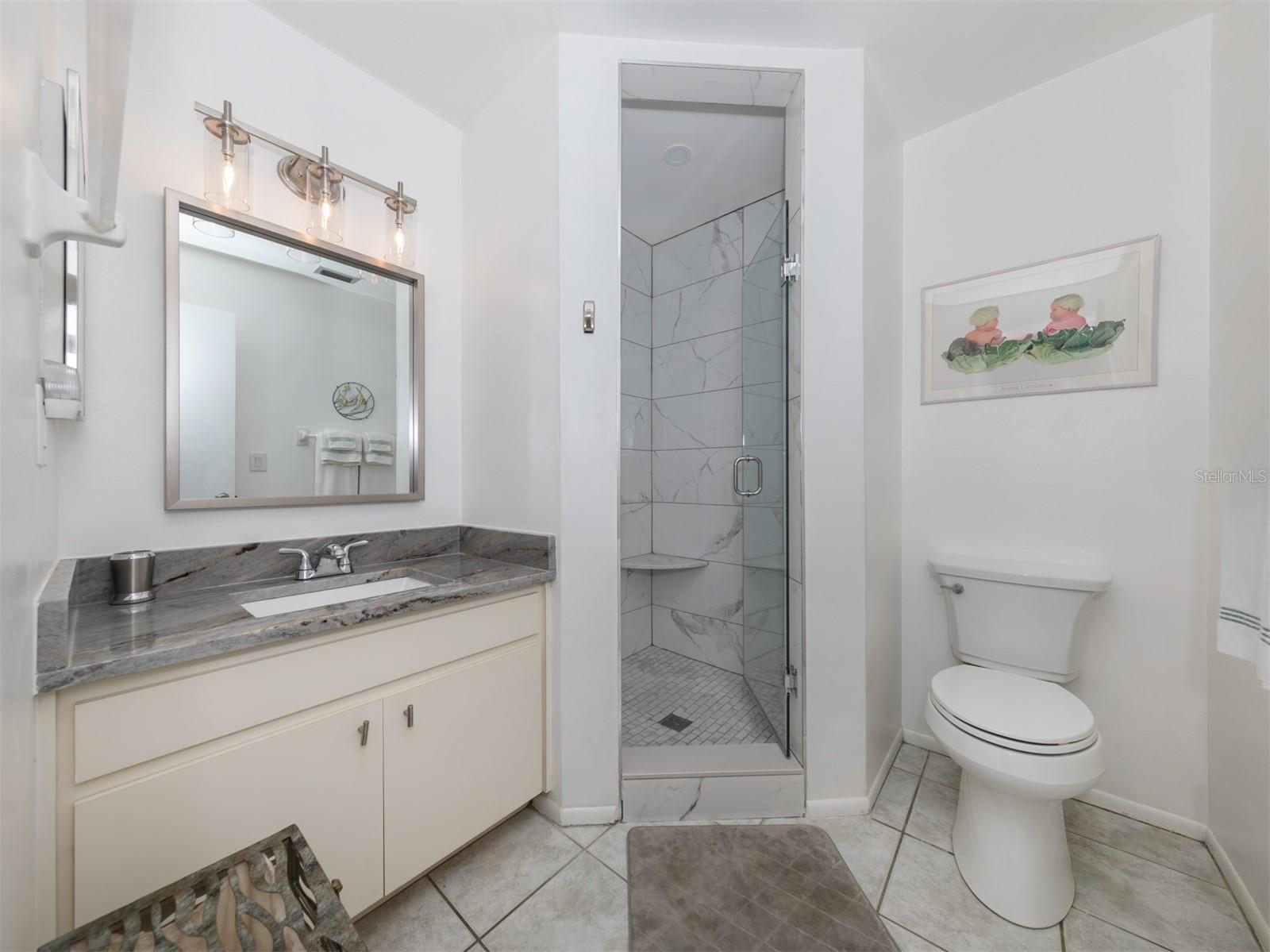 Image 29 of 75 For 533 Parkdale Mews 533