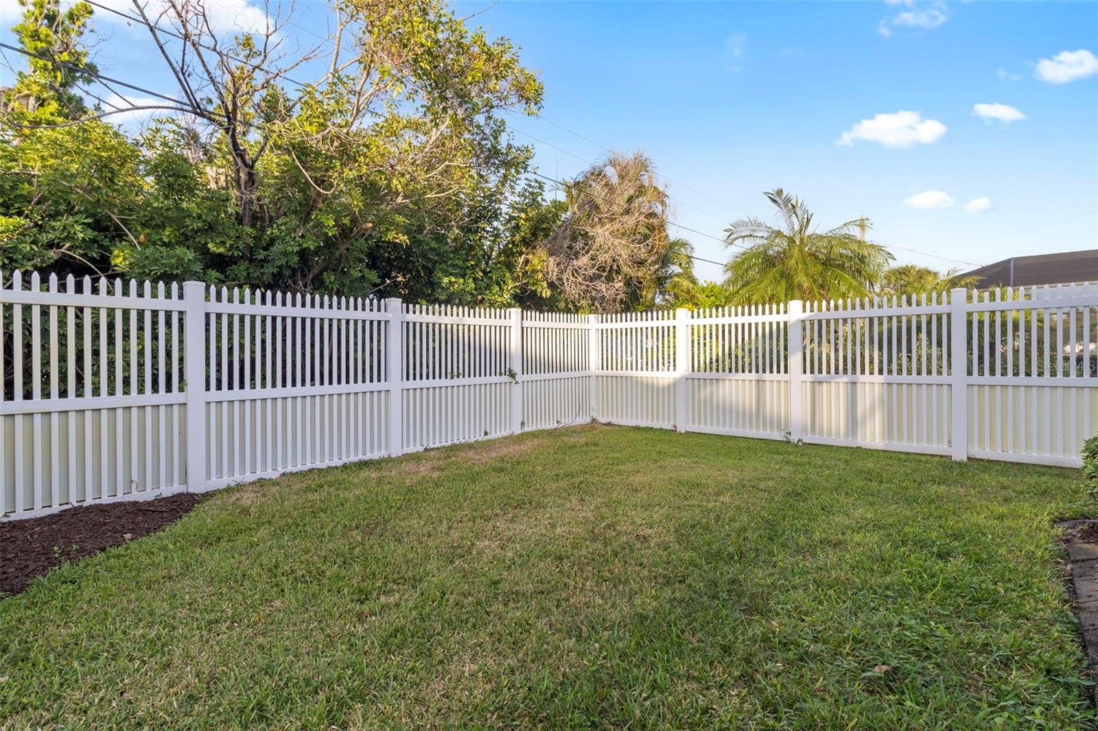 Image 35 of 74 For 440 Darling Drive