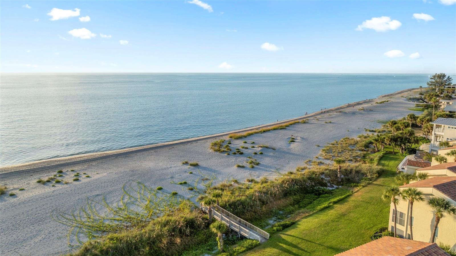 Image 43 of 74 For 440 Darling Drive