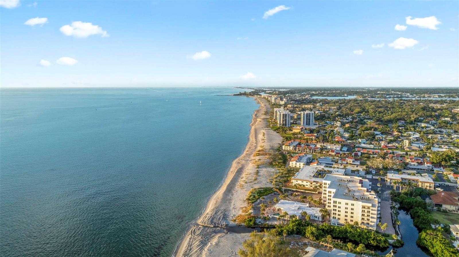 Image 44 of 74 For 440 Darling Drive