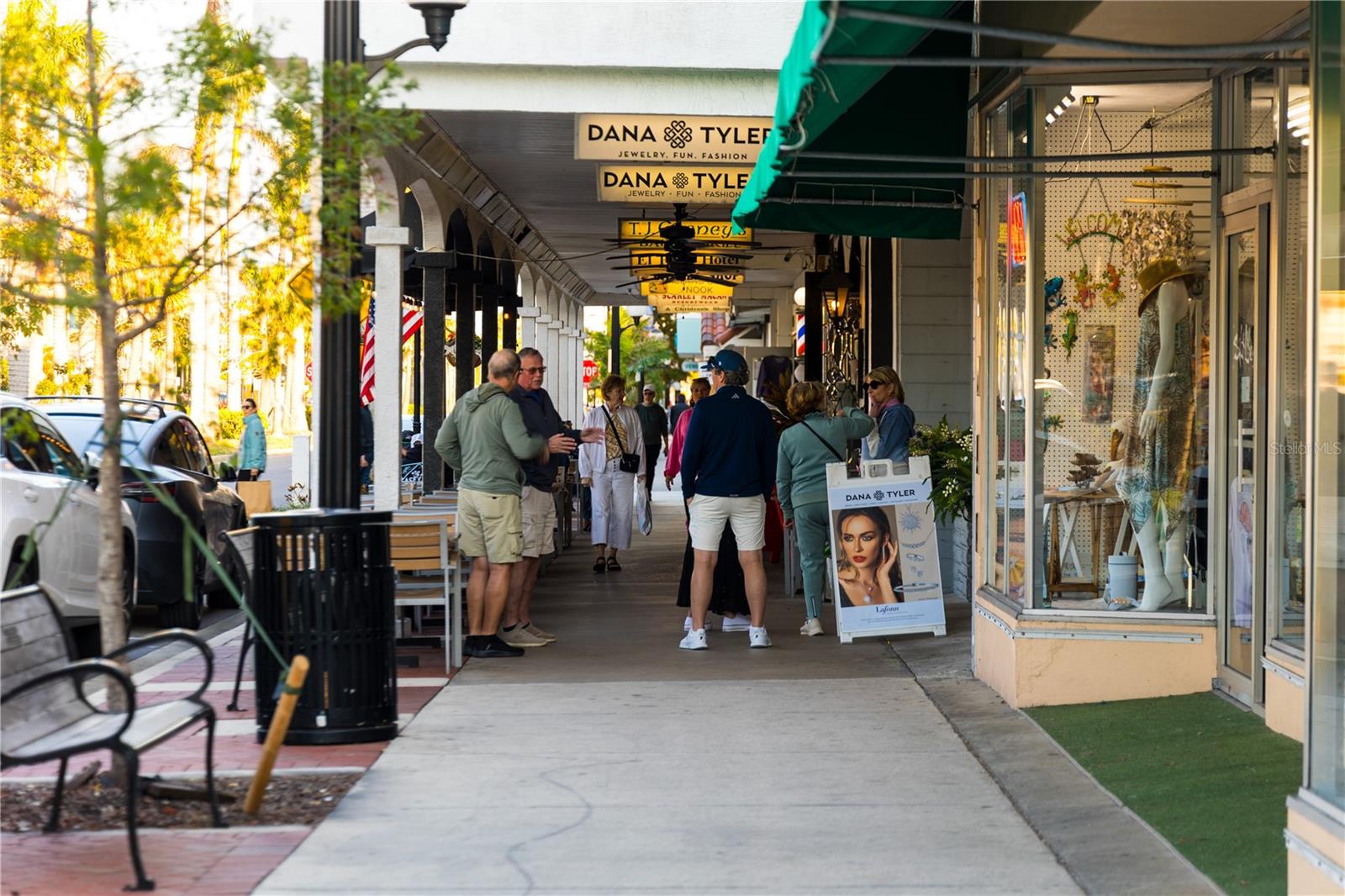 Image 61 of 74 For 440 Darling Drive