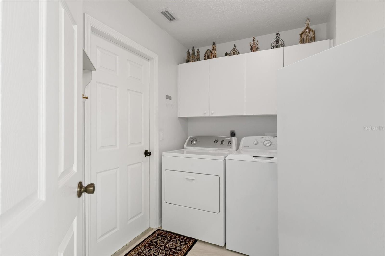 Image 25 of 37 For 2720 Biscayne Drive