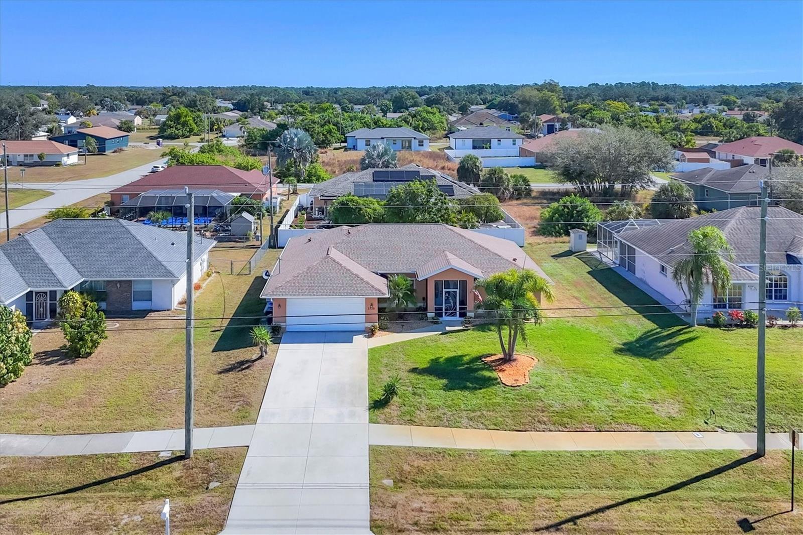 Image 32 of 37 For 2720 Biscayne Drive