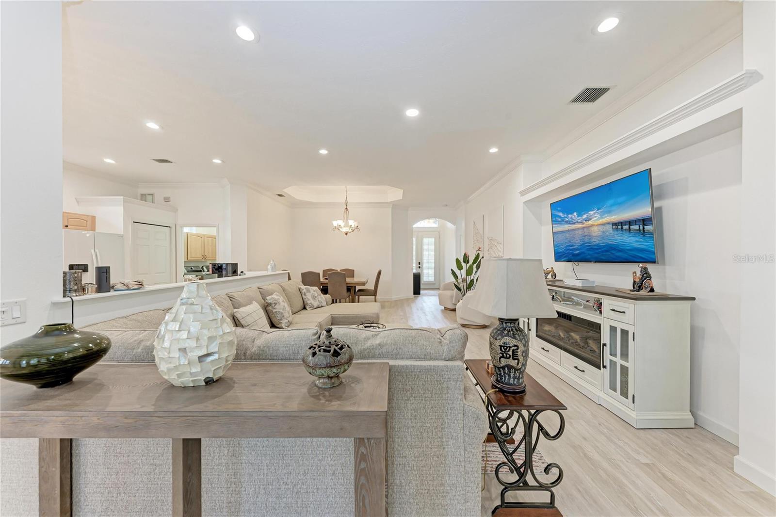 Image 10 of 41 For 7128 Rue De Palisades  22