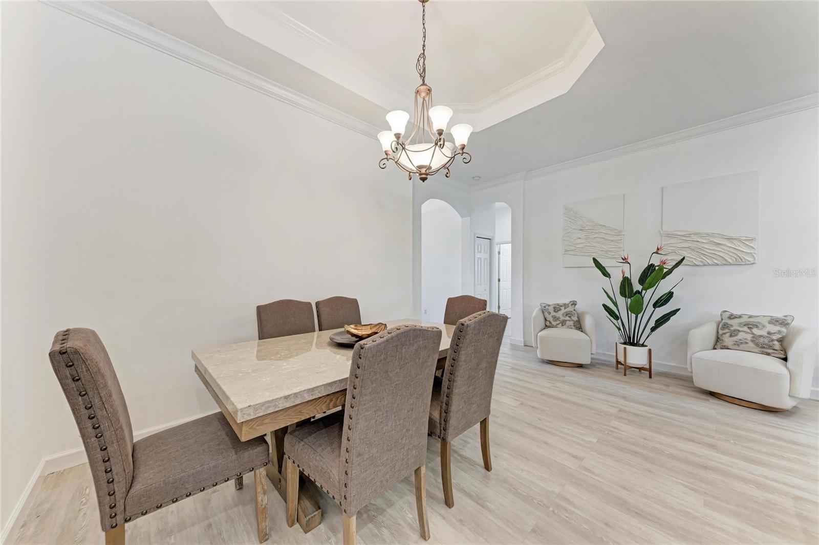 Image 18 of 41 For 7128 Rue De Palisades  22