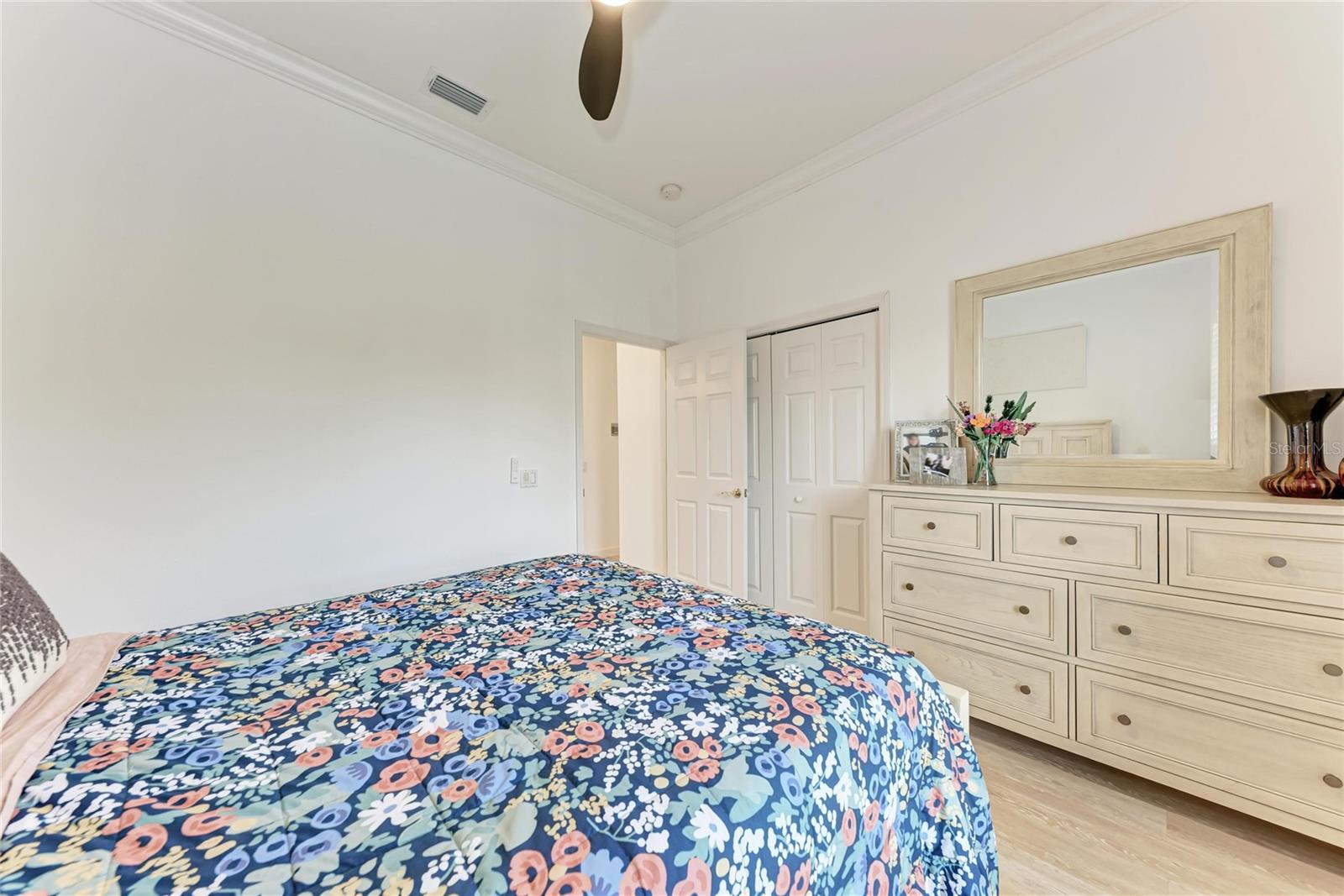 Image 26 of 41 For 7128 Rue De Palisades  22