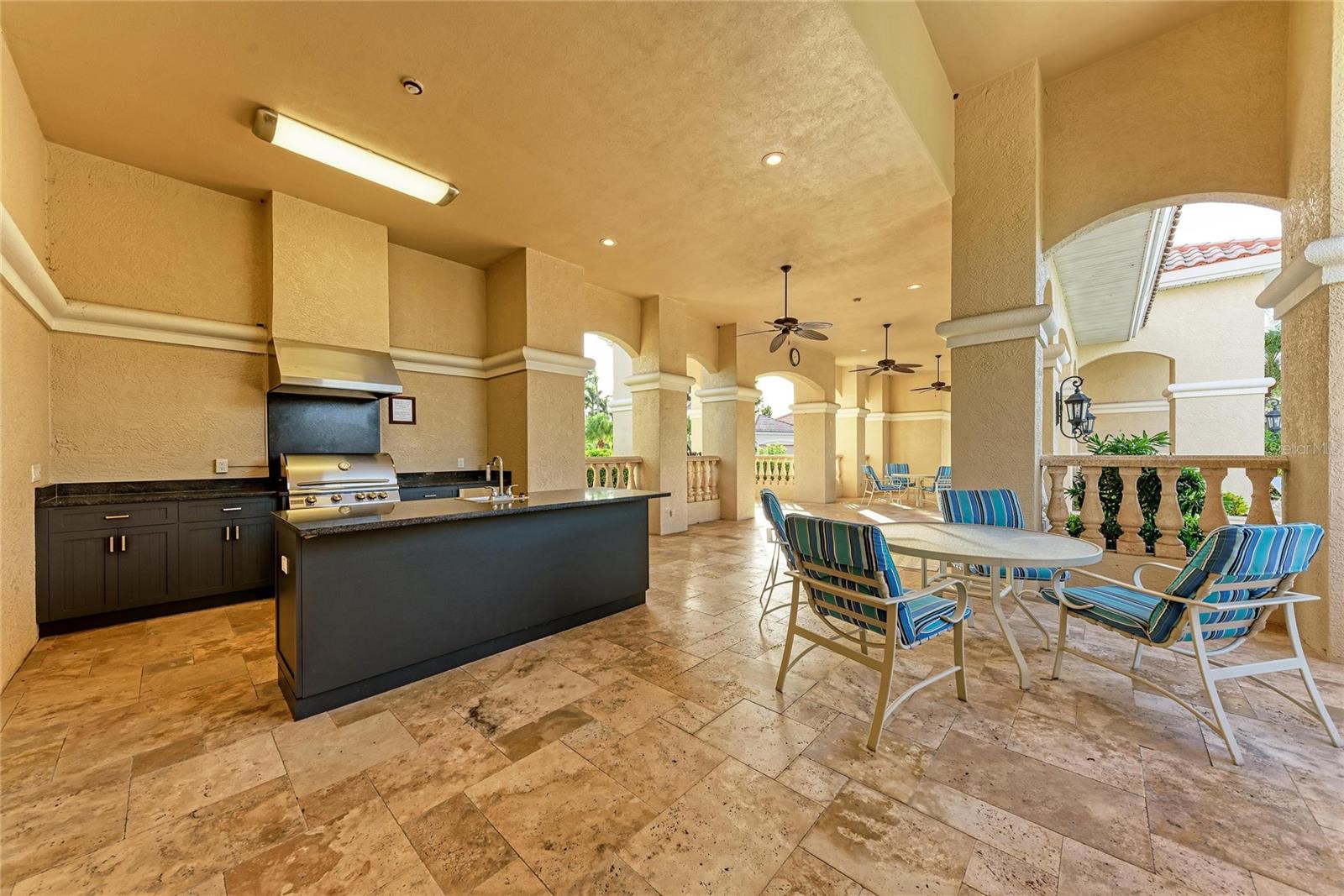 Image 40 of 41 For 7128 Rue De Palisades  22