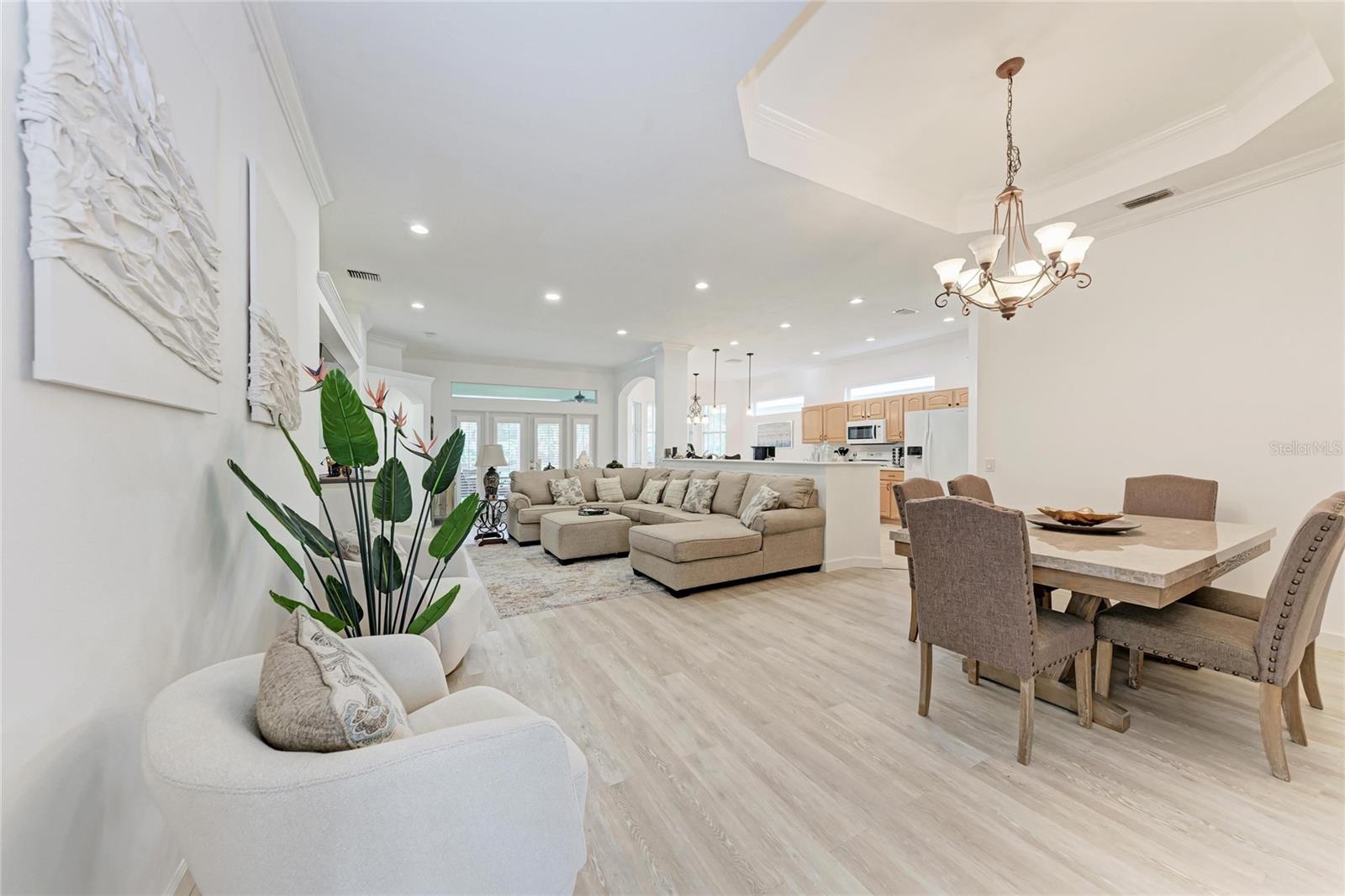 Image 6 of 41 For 7128 Rue De Palisades  22