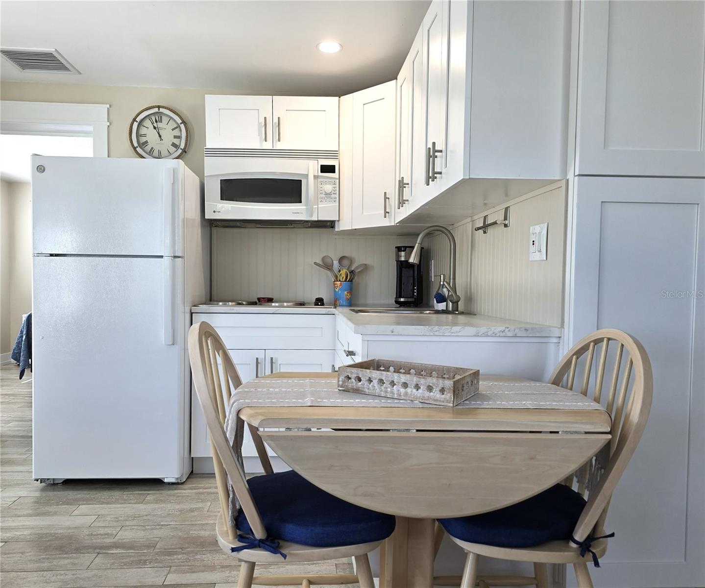 Image 9 of 23 For 470 Mccall Road 11