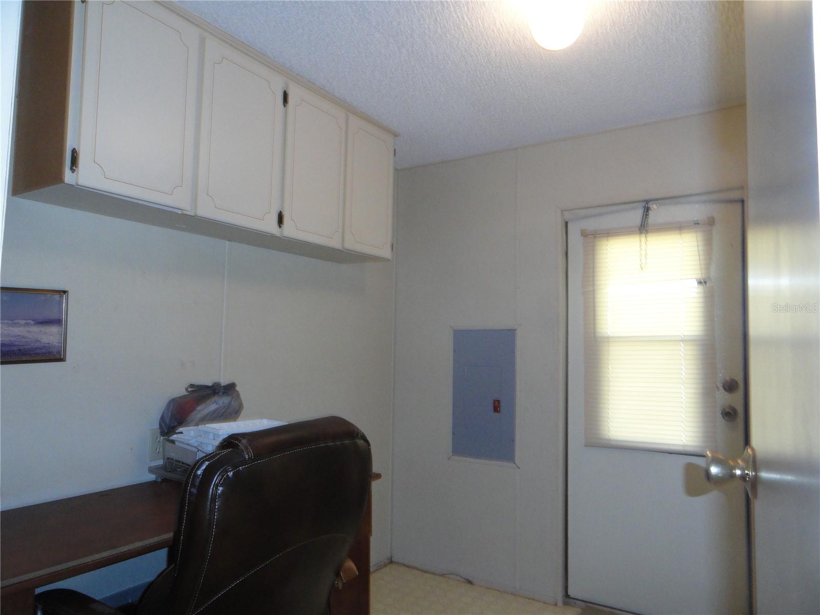 Image 17 of 27 For 6233 Parakeet Road