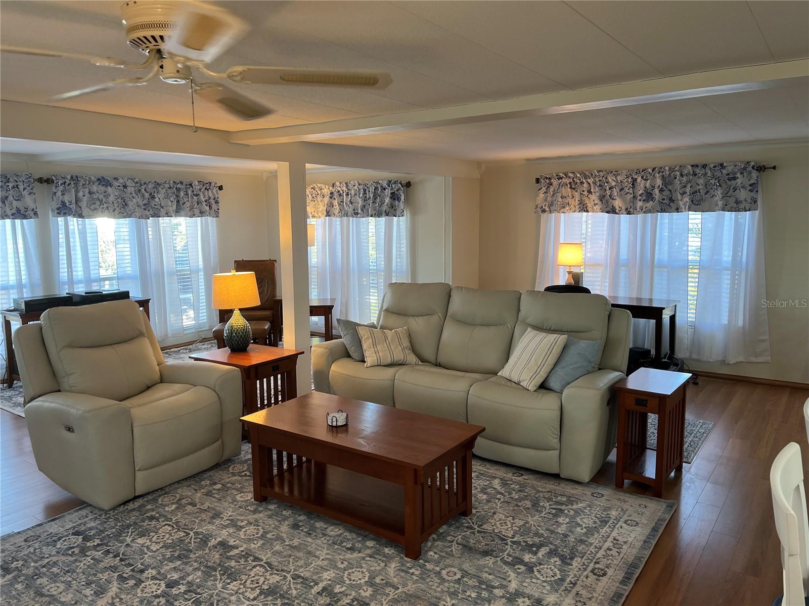 Image 14 of 40 For 641 Cervina Drive