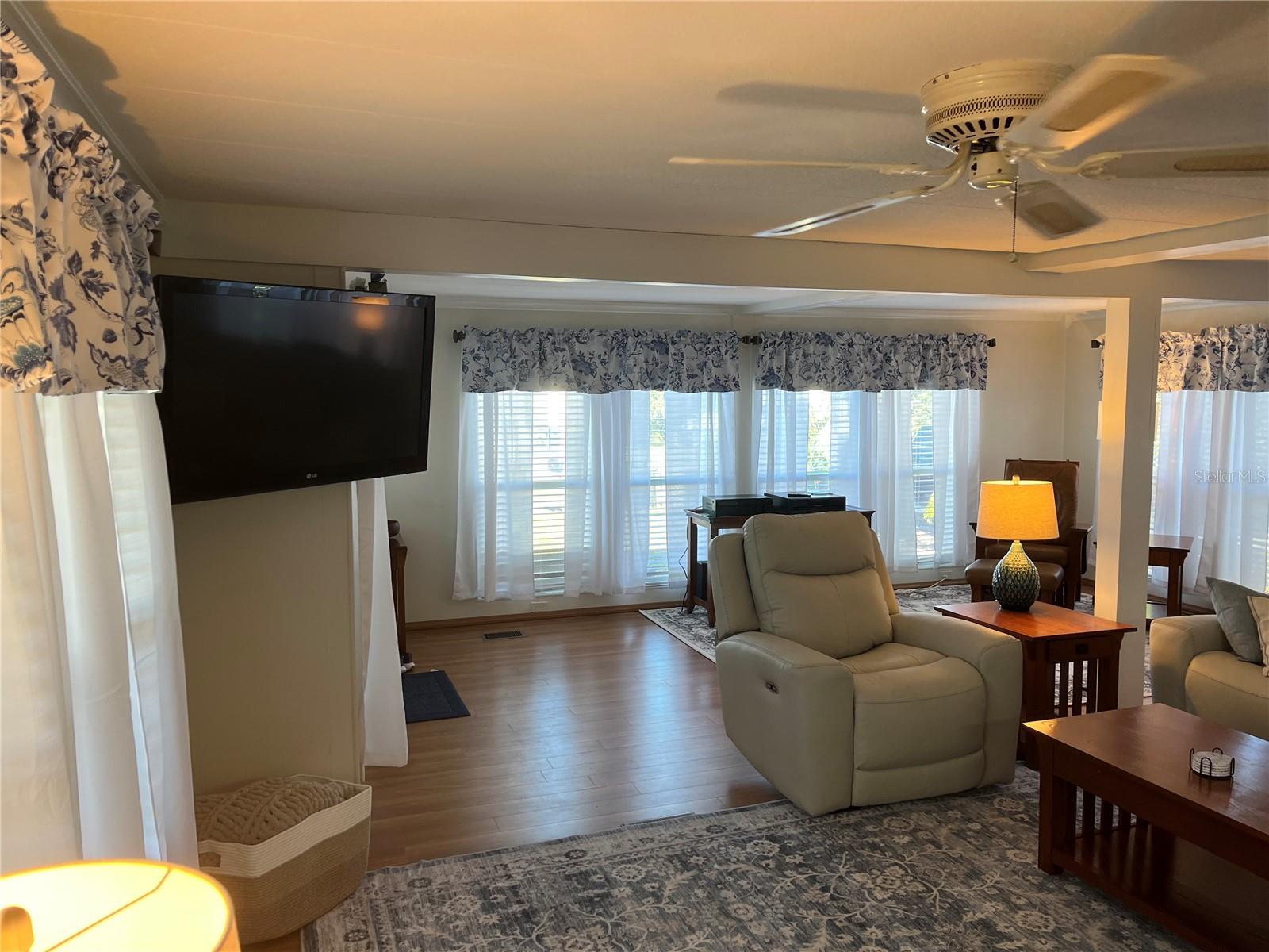 Image 15 of 40 For 641 Cervina Drive