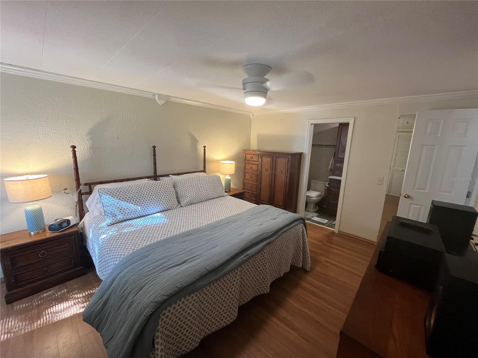 Image 31 of 40 For 641 Cervina Drive