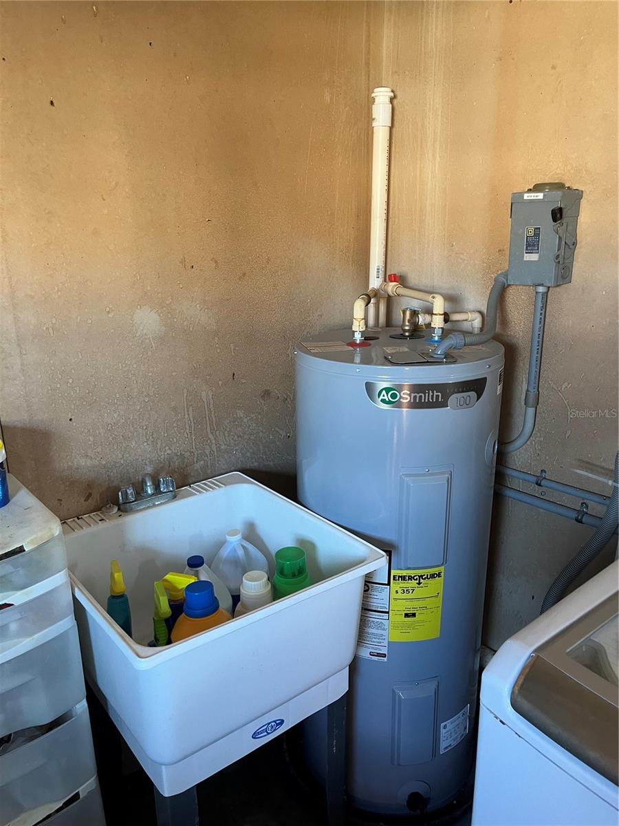 Image 38 of 40 For 641 Cervina Drive