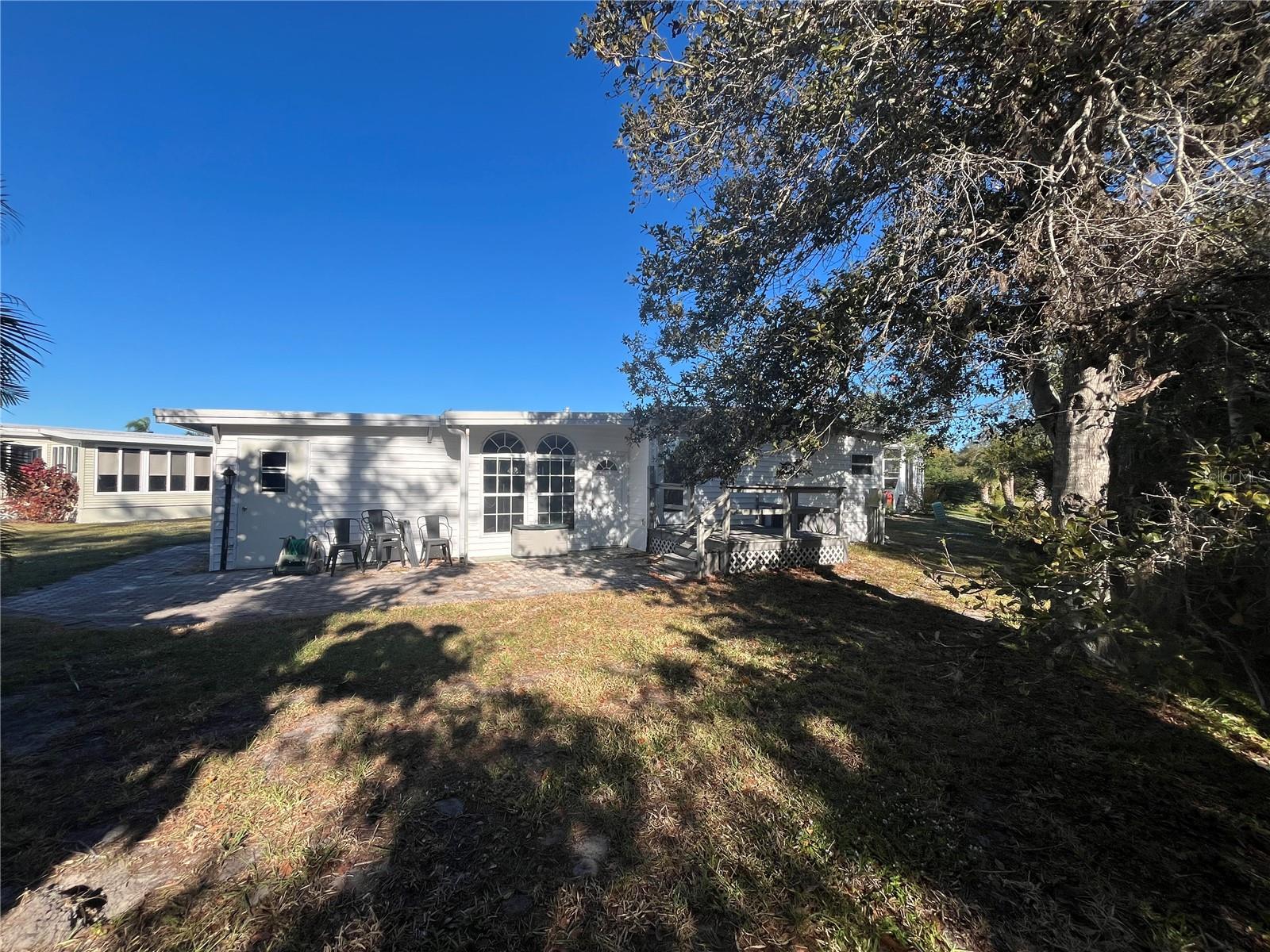 Image 6 of 40 For 641 Cervina Drive