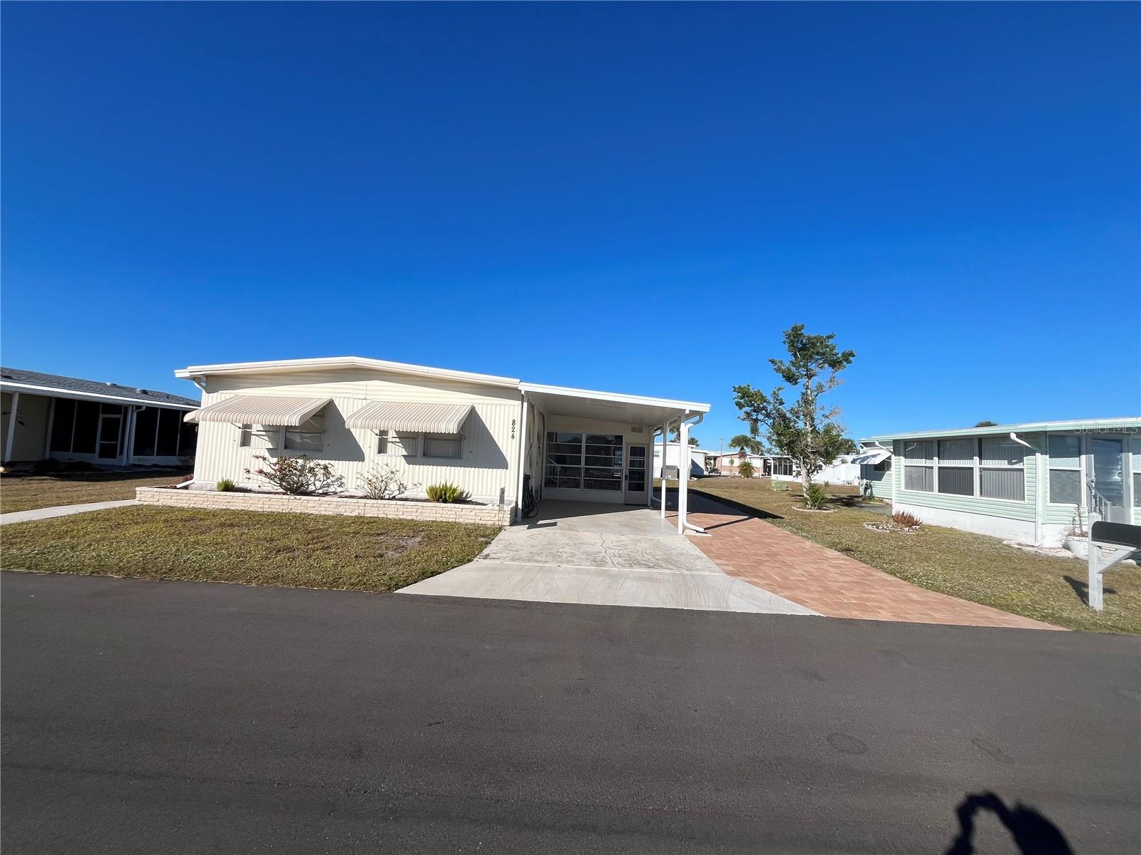 Details for 824 Cervina Drive, VENICE, FL 34285