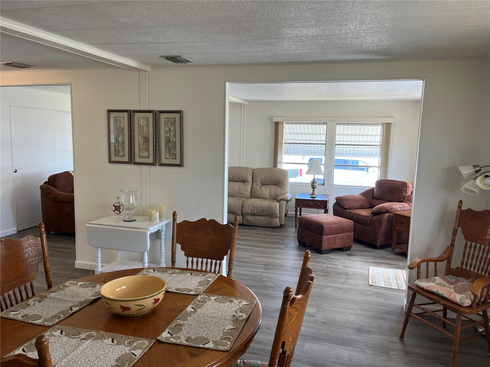 Image 10 of 43 For 824 Cervina Drive