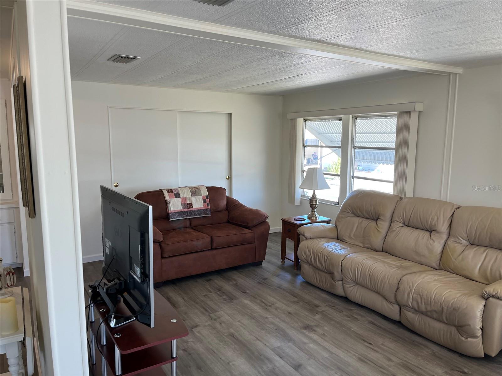 Image 13 of 43 For 824 Cervina Drive