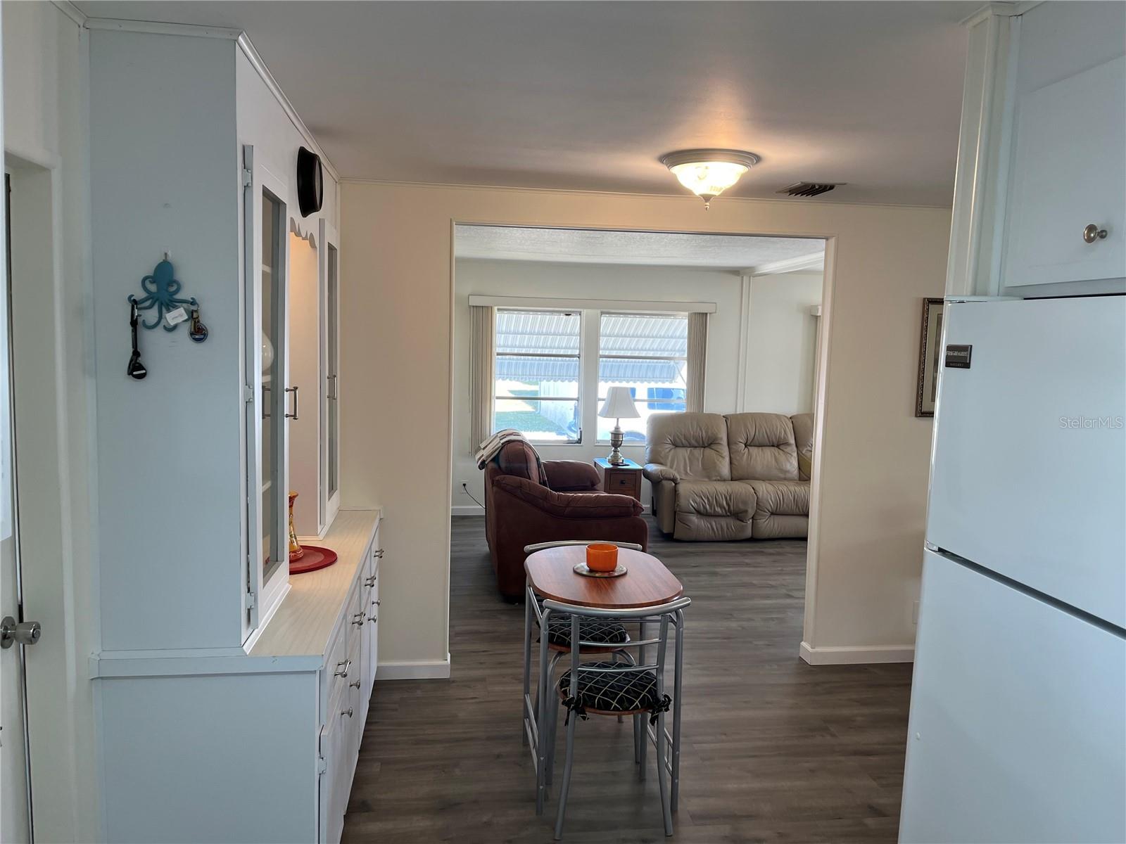 Image 26 of 43 For 824 Cervina Drive