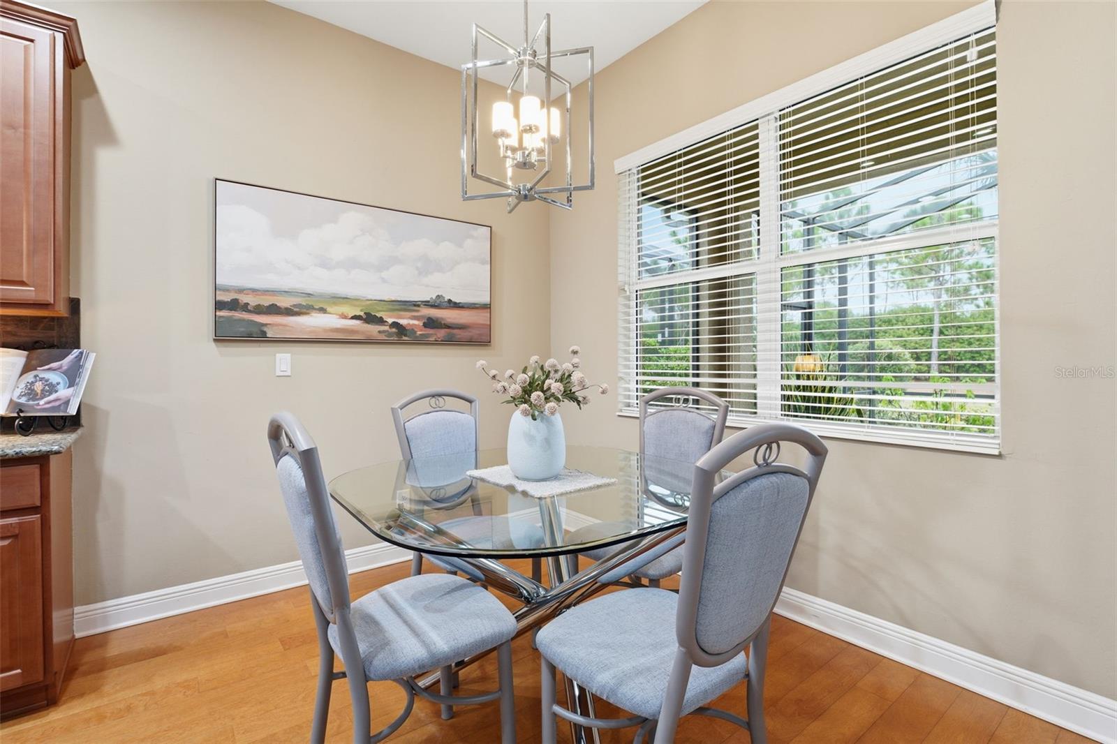 Image 17 of 47 For 115 Avalini Way