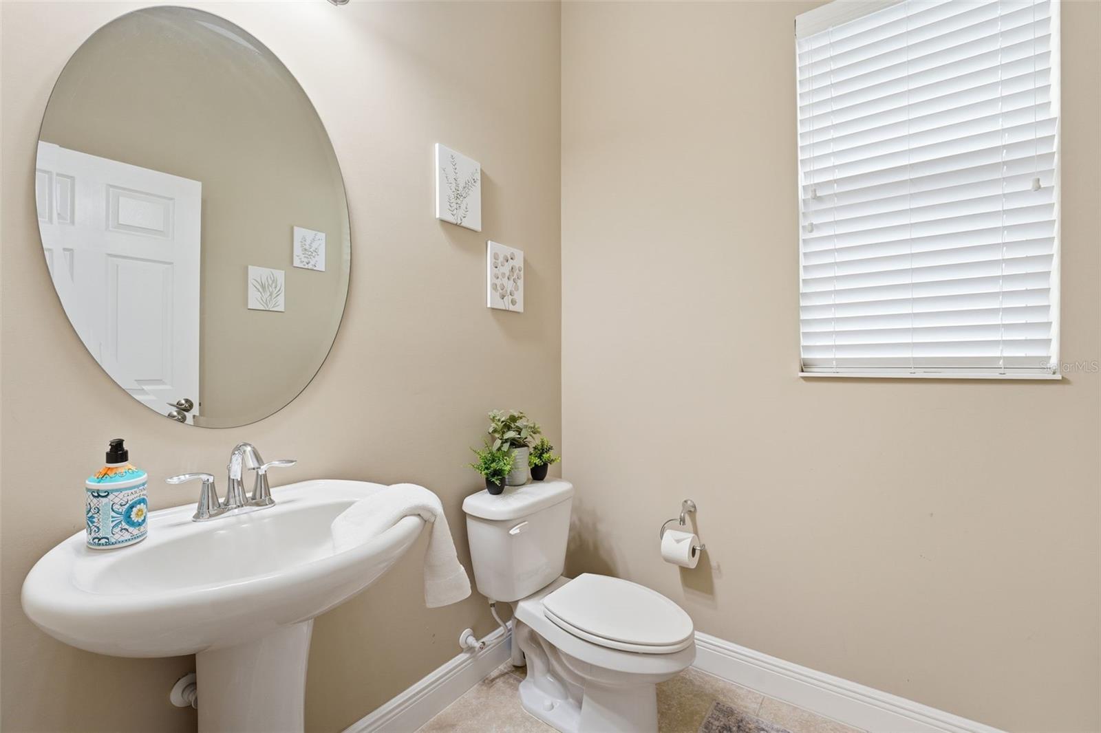 Image 27 of 47 For 115 Avalini Way