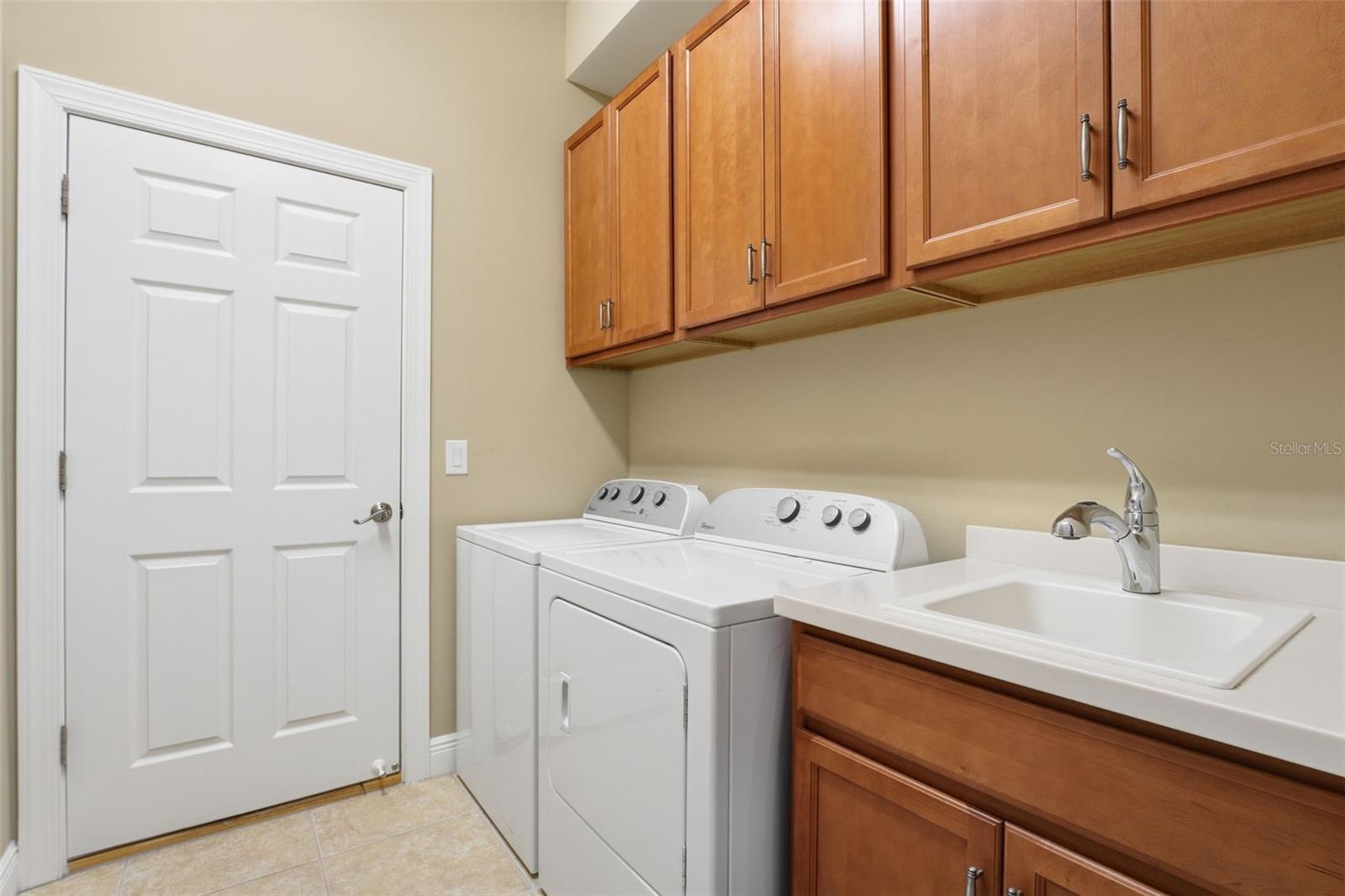 Image 34 of 47 For 115 Avalini Way