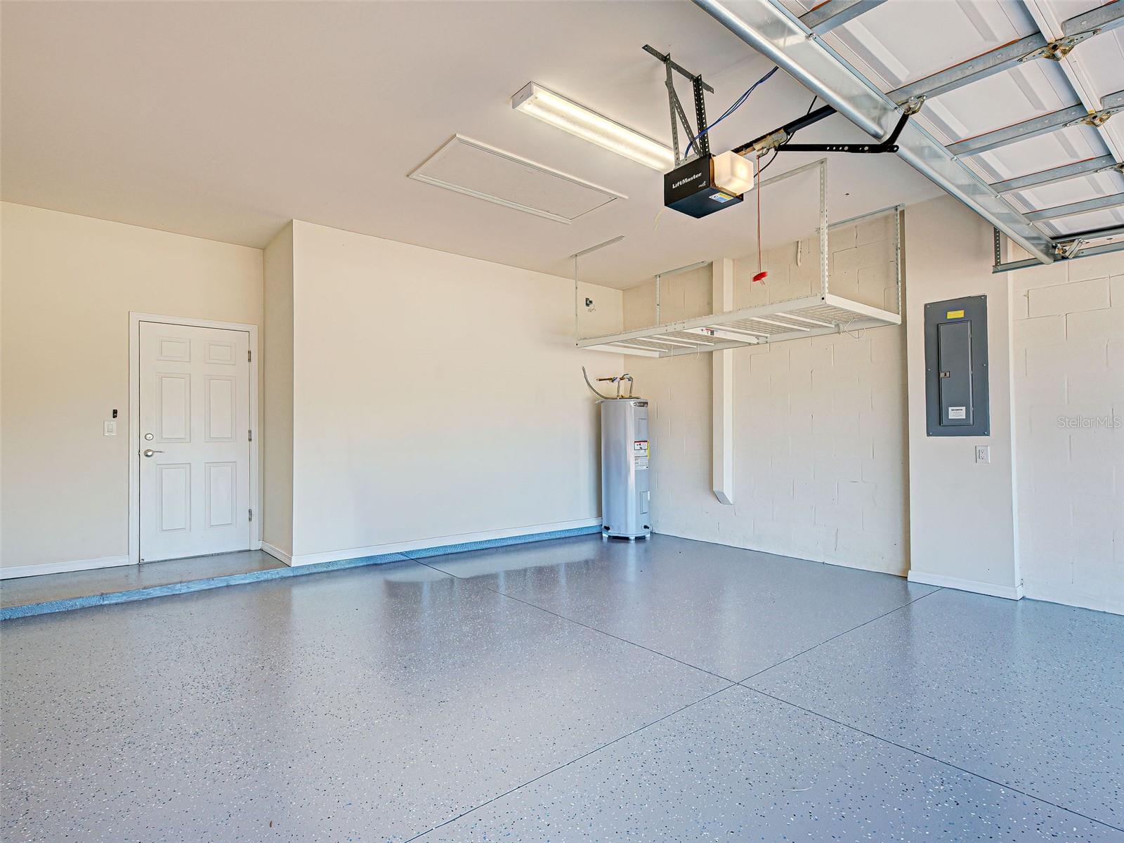 Image 44 of 91 For 19157 Serafina Street