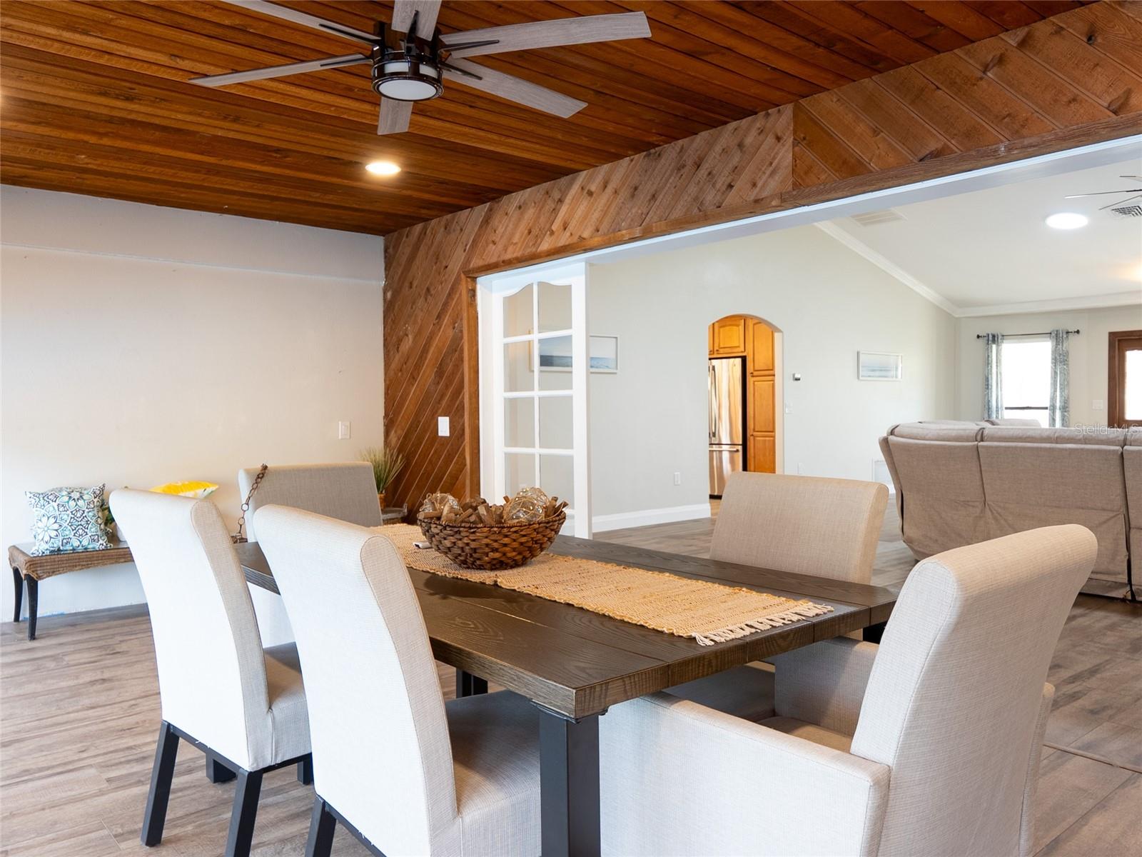 Image 13 of 62 For 1324 De Prie Road