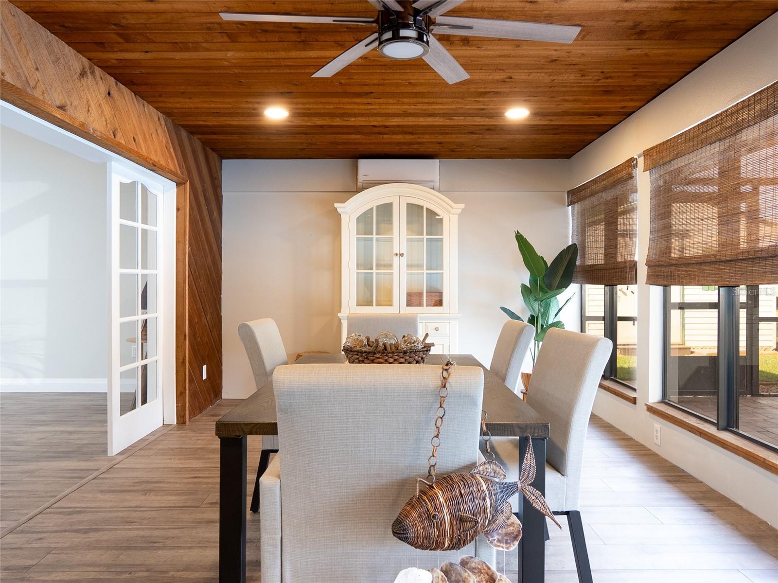 Image 17 of 62 For 1324 De Prie Road