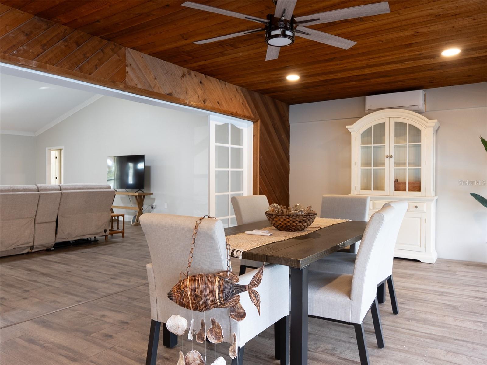 Image 18 of 62 For 1324 De Prie Road